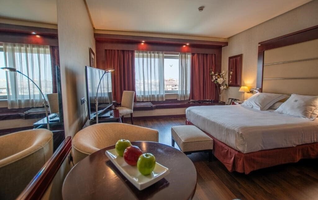 Фото Andalucia Center 4*