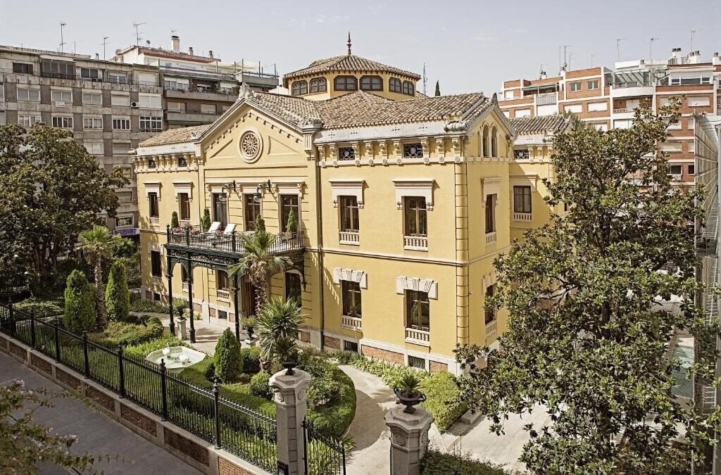 Изображение Hospes Palacio De Los Patos, A Member Of Design Hotels 5*