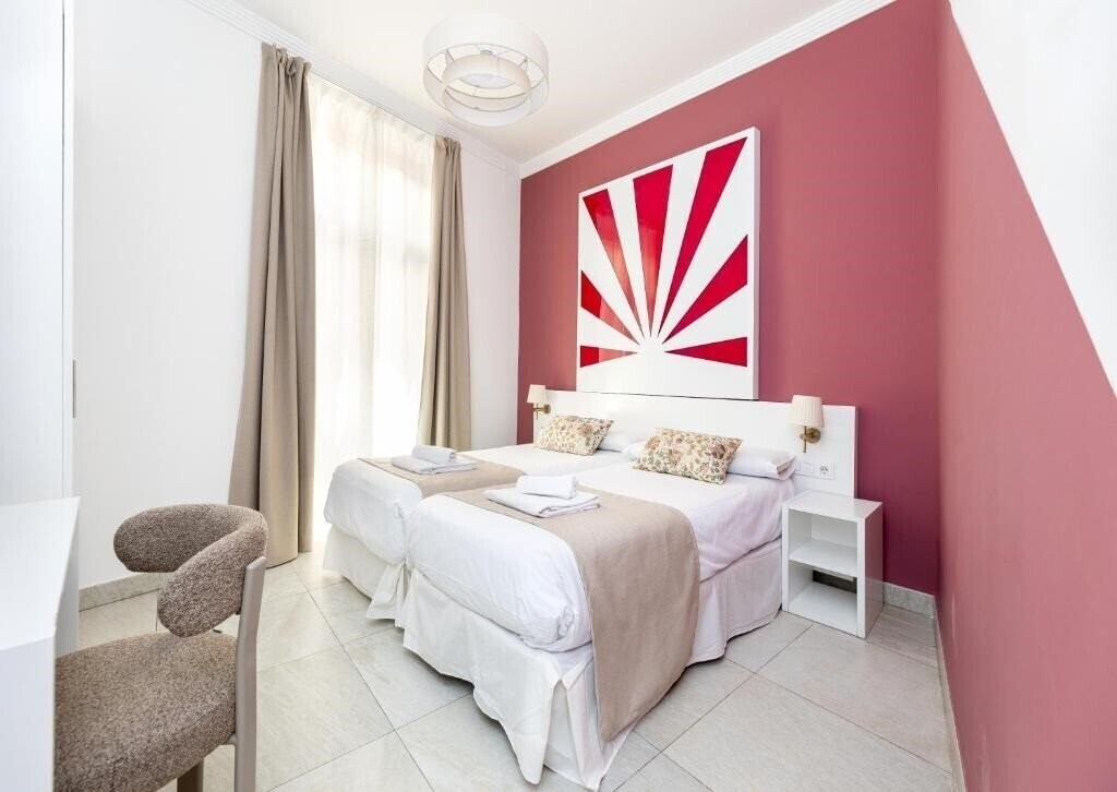 Готель Nest Style Granada 3*
