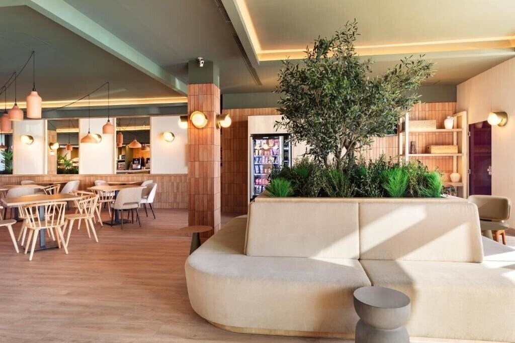 Зображення B&B Hotel Granada 2*