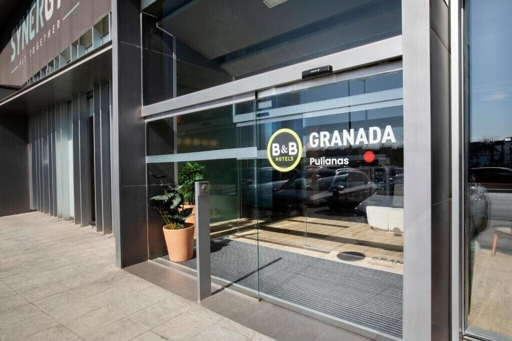 Картинка B&B Hotel Granada 2*