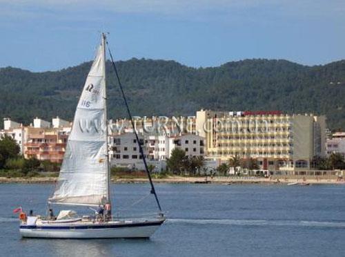 Готель Tagomago 4*