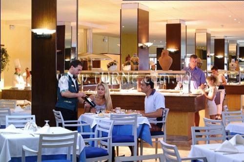 Отель Hotel Miami Ibiza 4*