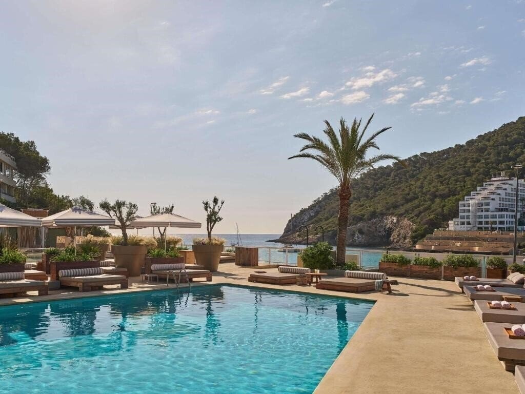 Фотографія Sirenis Cala Llonga Resort 3*