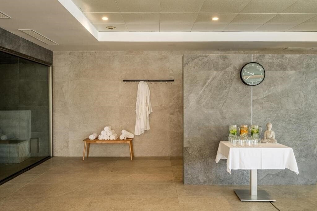 Фотографія Els Pins 3*