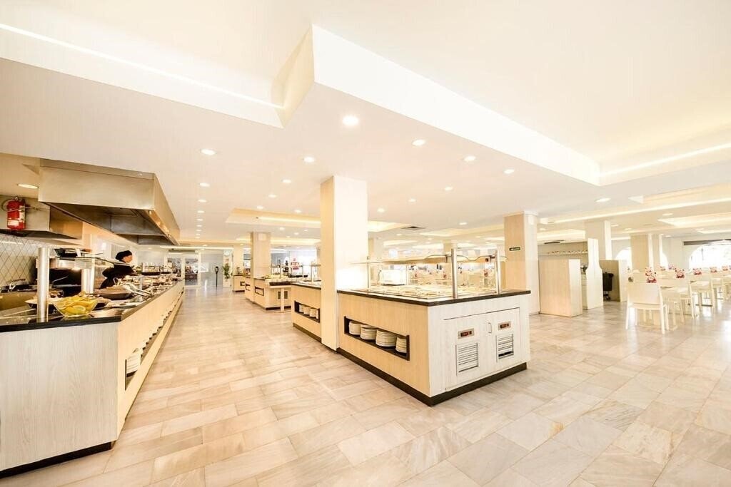 Картинка Club Bahamas Ibiza 4*