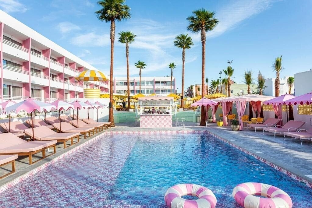 Готель Los Felices Ibiza 4*