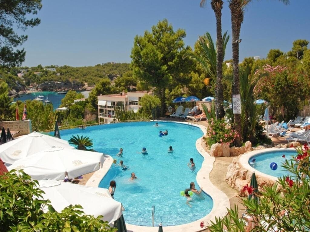 Изображение Apartamentos Del Rey 2*