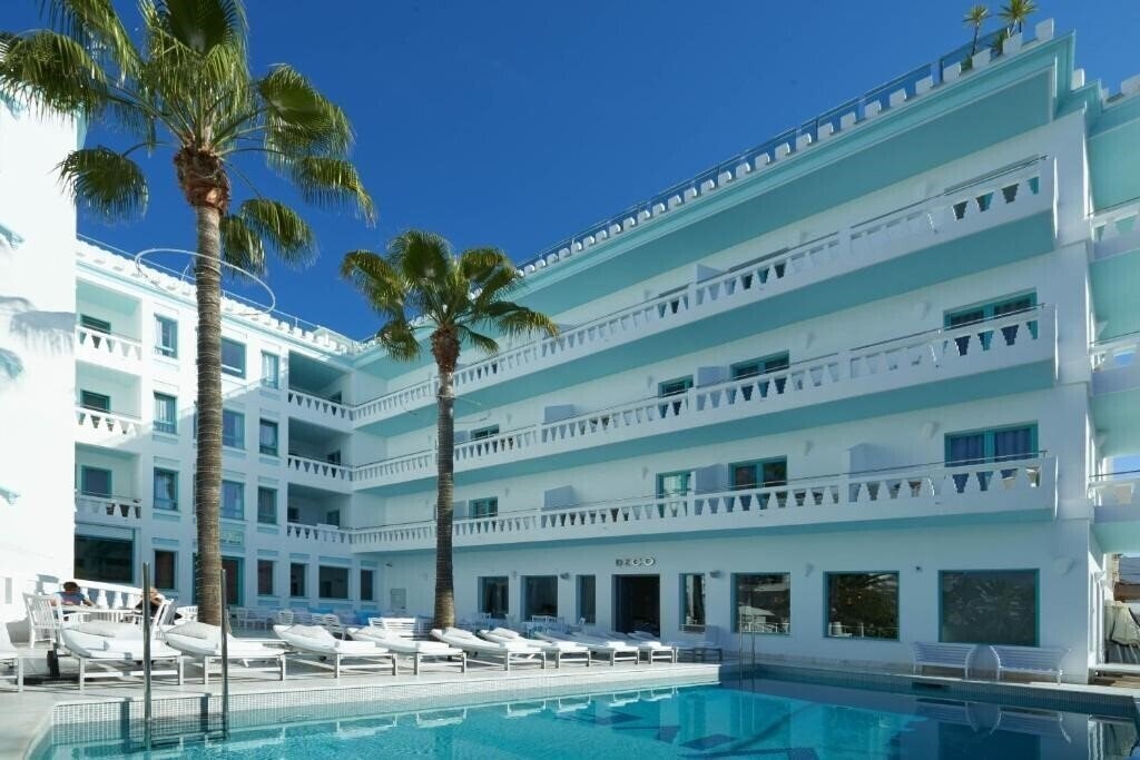 Фотография Hotel Mim Ibiza Es Vive (Adults Only) 3*