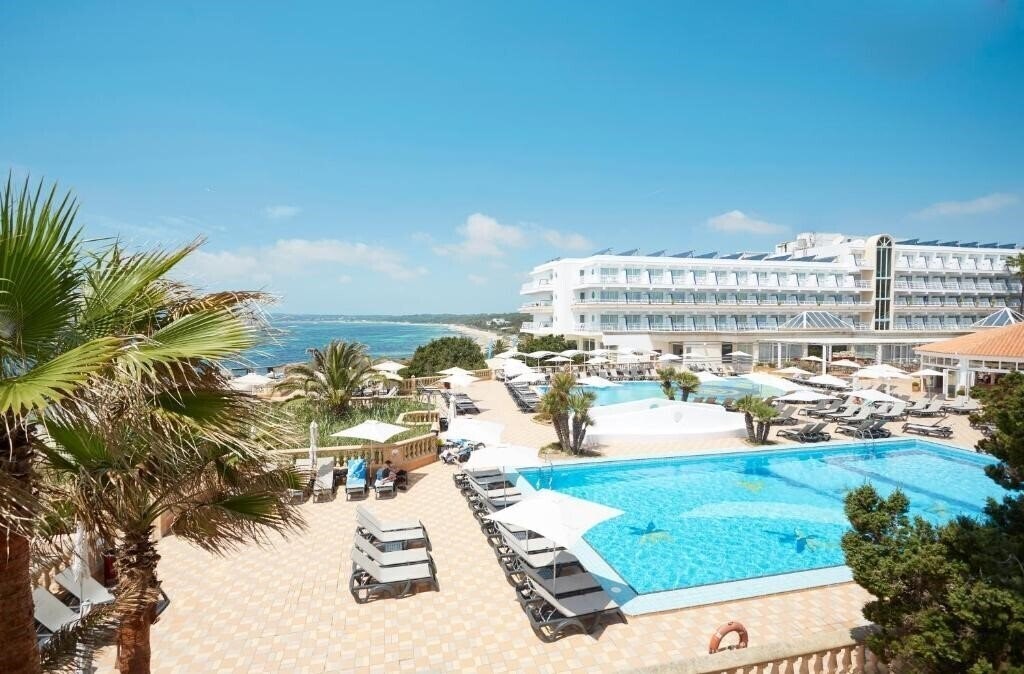 Отель Insotel Formentera Playa 4*