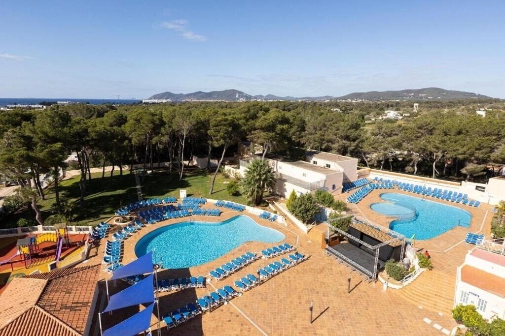 Готель Invisa Ereso Hotel 3*