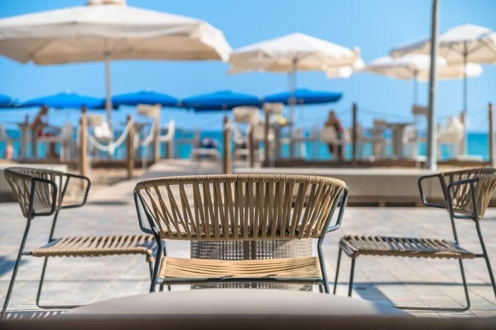 Фото Akquaaa Boutique Hotel 4*