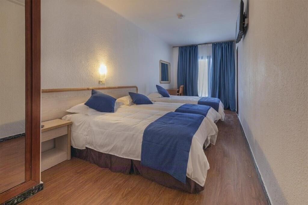 Картинка Vila De Calella 3*