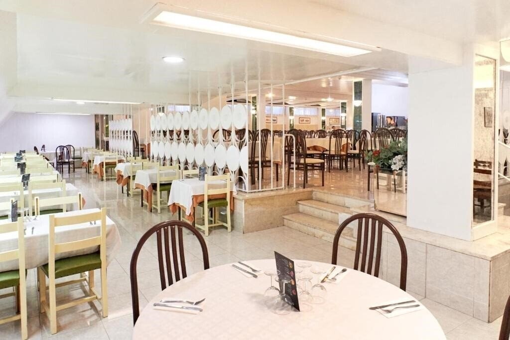 Картинка Hotel Checkin Garbi 3*