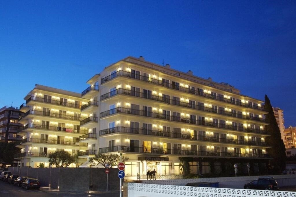 Готель Terramar Calella 3*