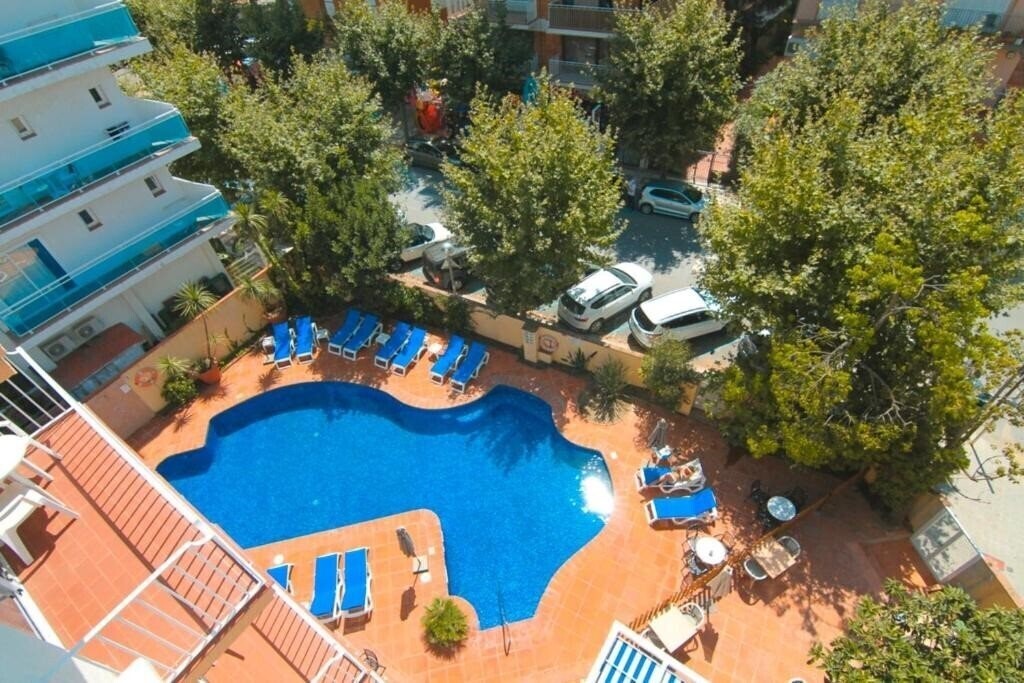 Готель Hotel Dwo Les Palmeres 4*