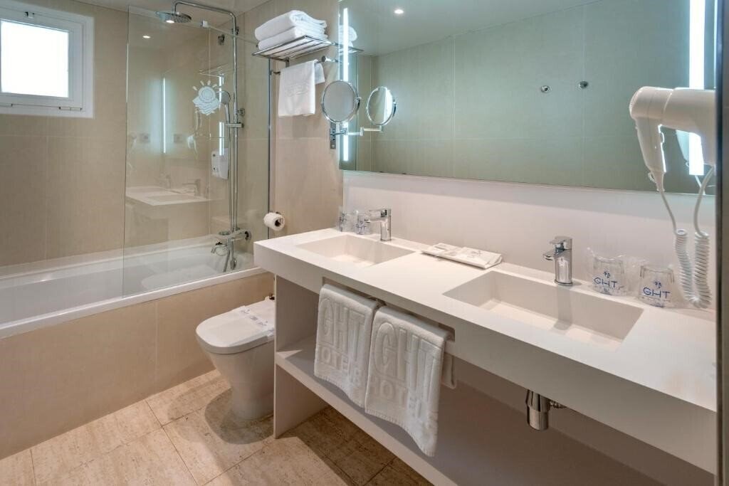 Фото GHT Maritim Hotel 4*