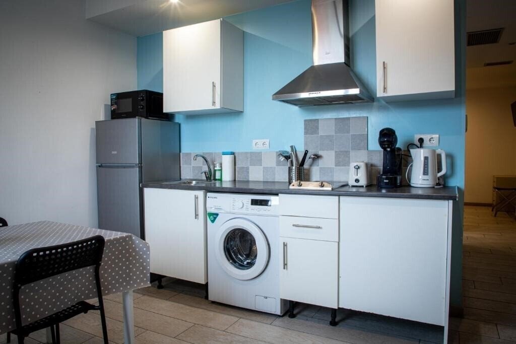 Фото Apartamentos Comfort Calella 3*