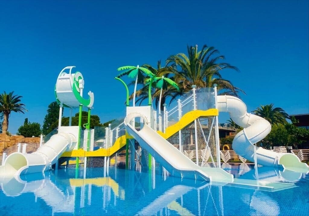 Готель Estival Eldorado Resort 4*