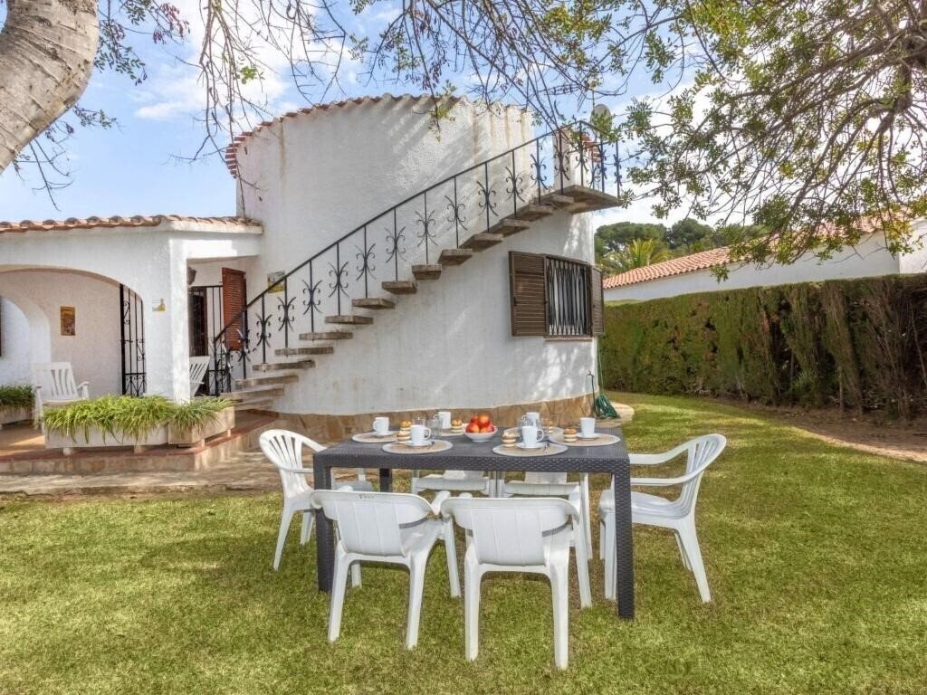 Готель Holiday Home Villa Nena 3*