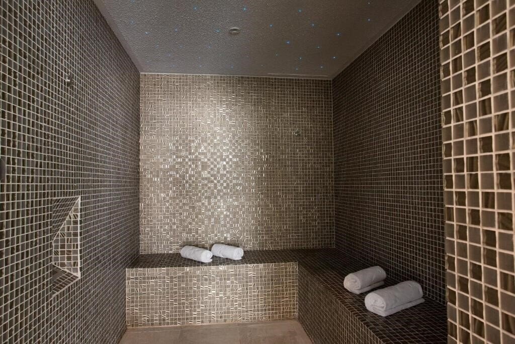 Фотография Grupotel Farrutx 3*