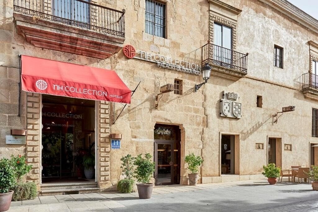 Отель Nh Collection Caceres Palacio De Oquendo 4*