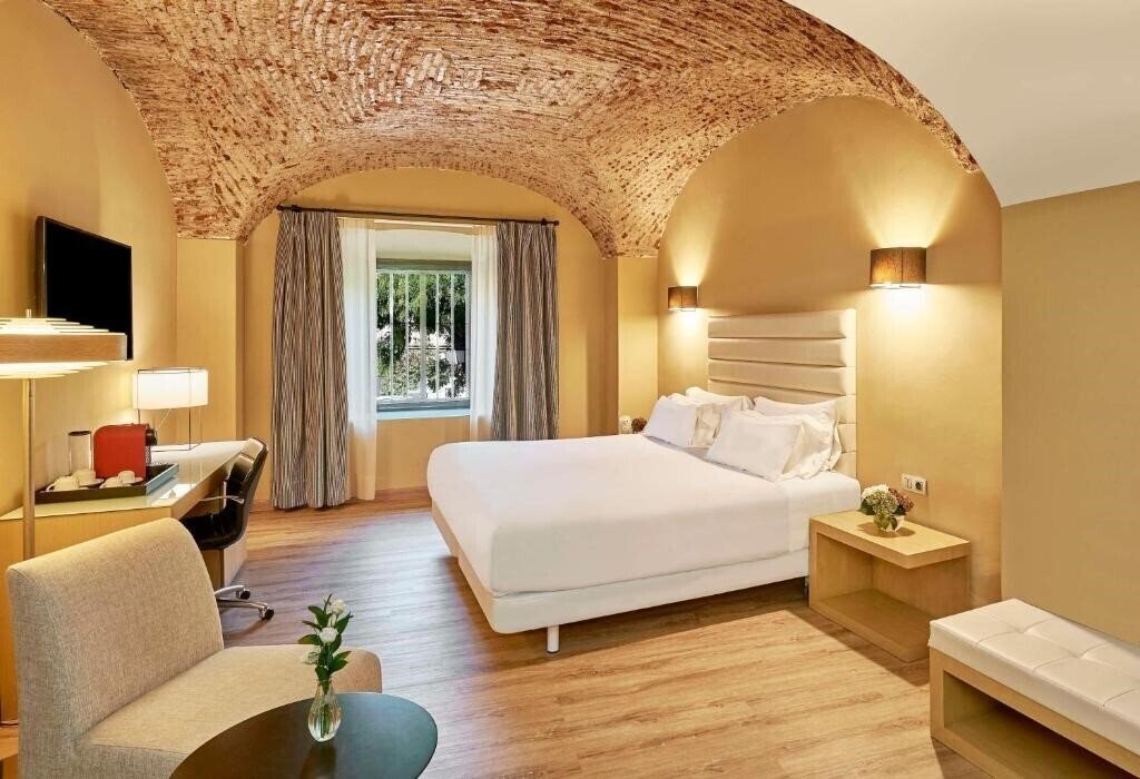 Фото Nh Collection Caceres Palacio De Oquendo 4*