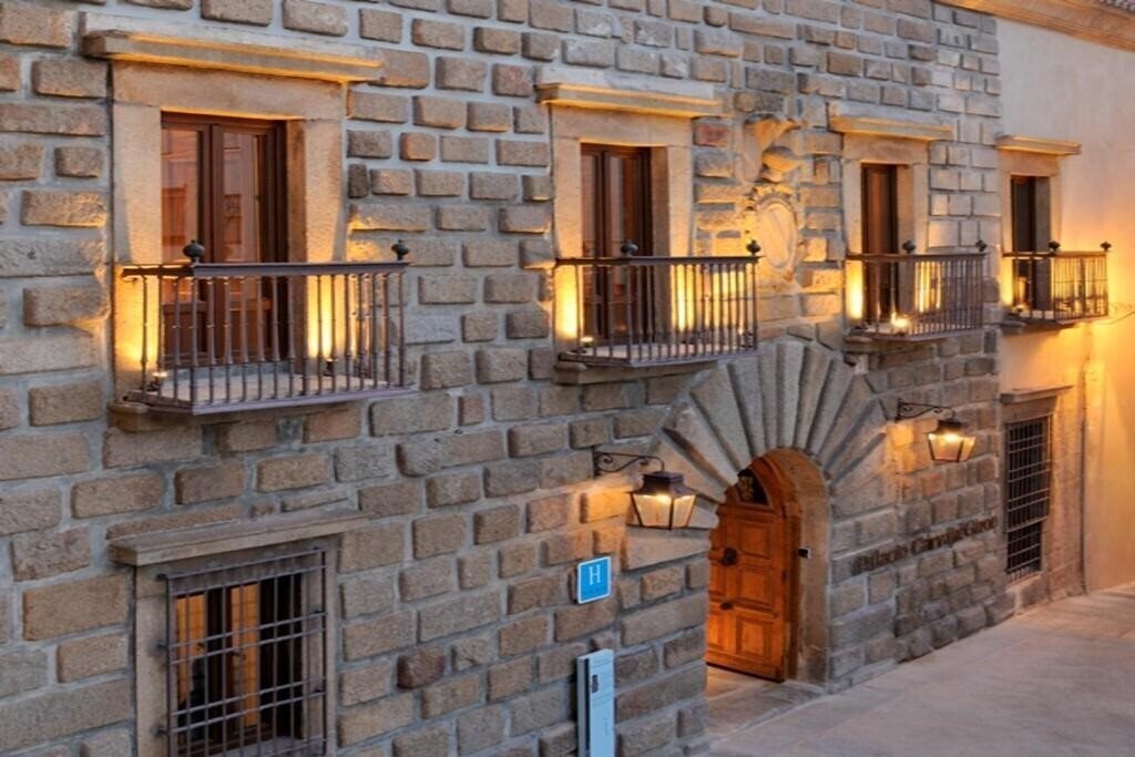Фото Hotel Palacio Carvajal Giron 4*
