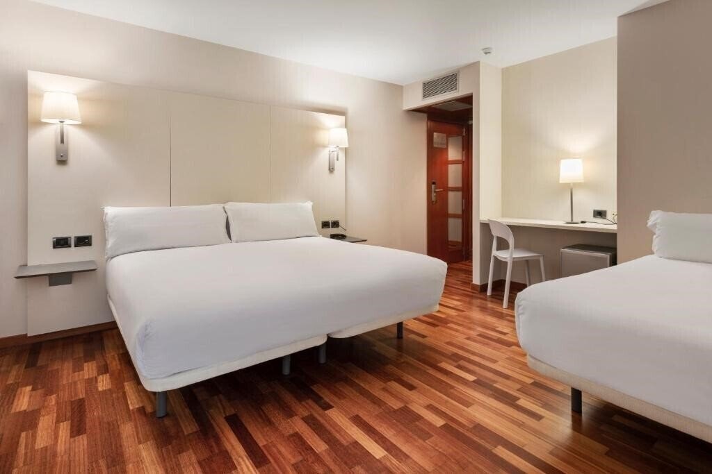 Фото B&B Hotel Castellon 3*