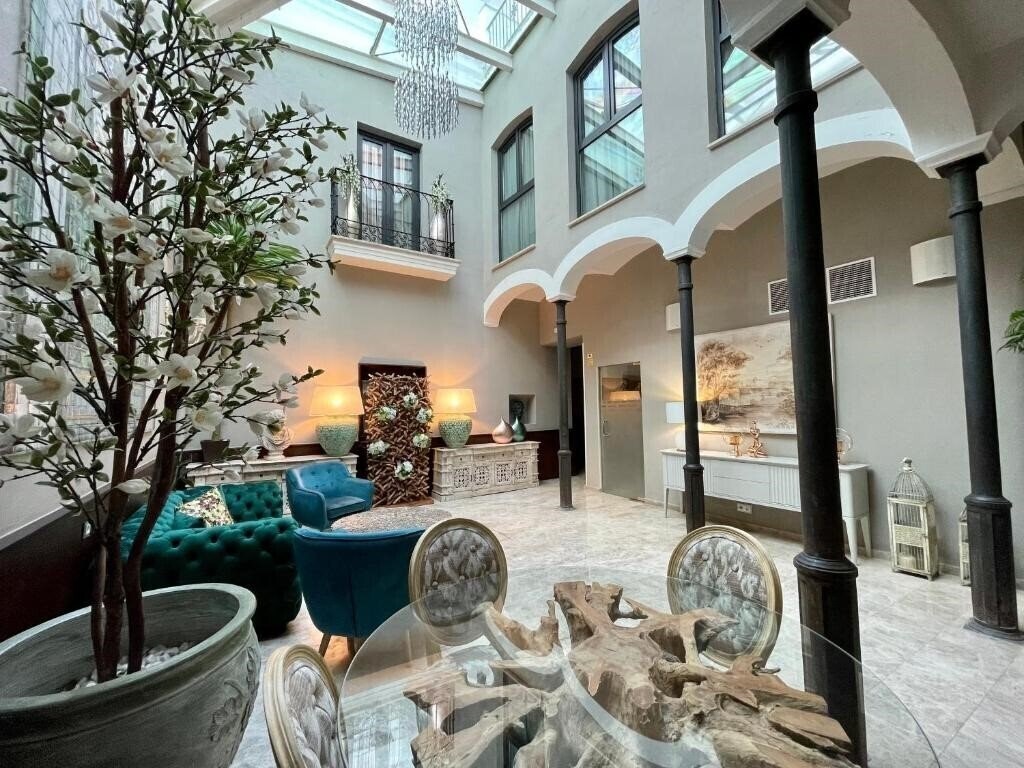 Готель Akla Hotel Merida (ex. Hotel SPA Adealba, Hotel Adealba Merida) 4*