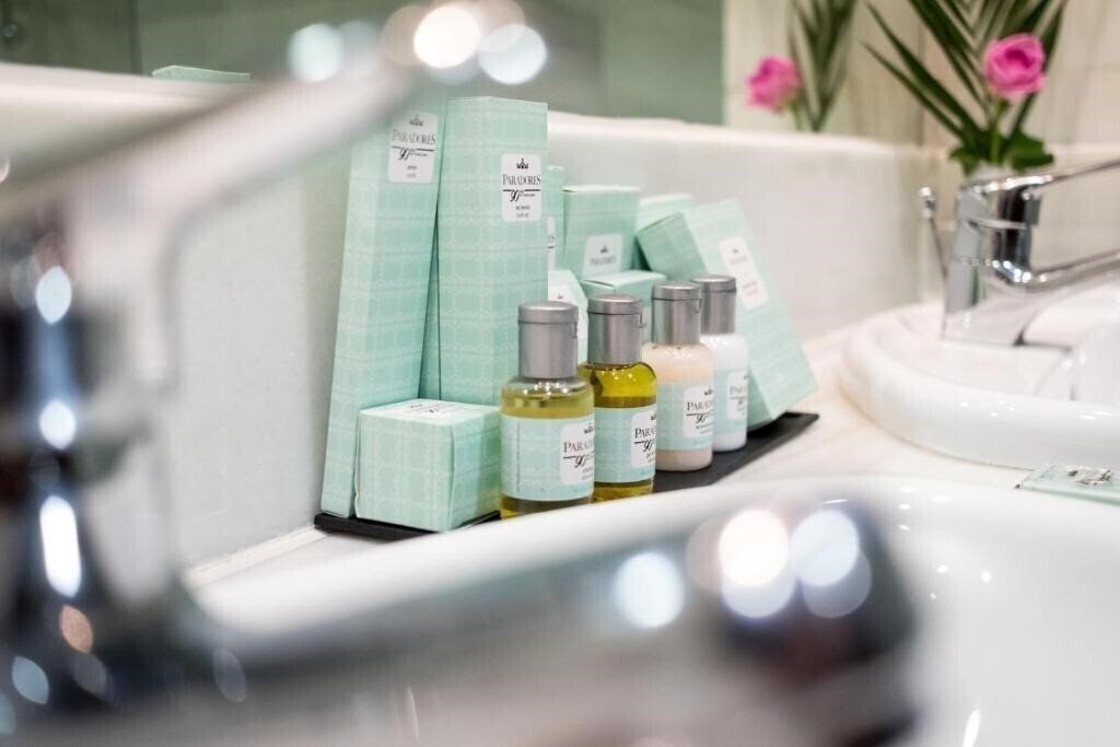 Фотографія Parador De Tordesillas 4*