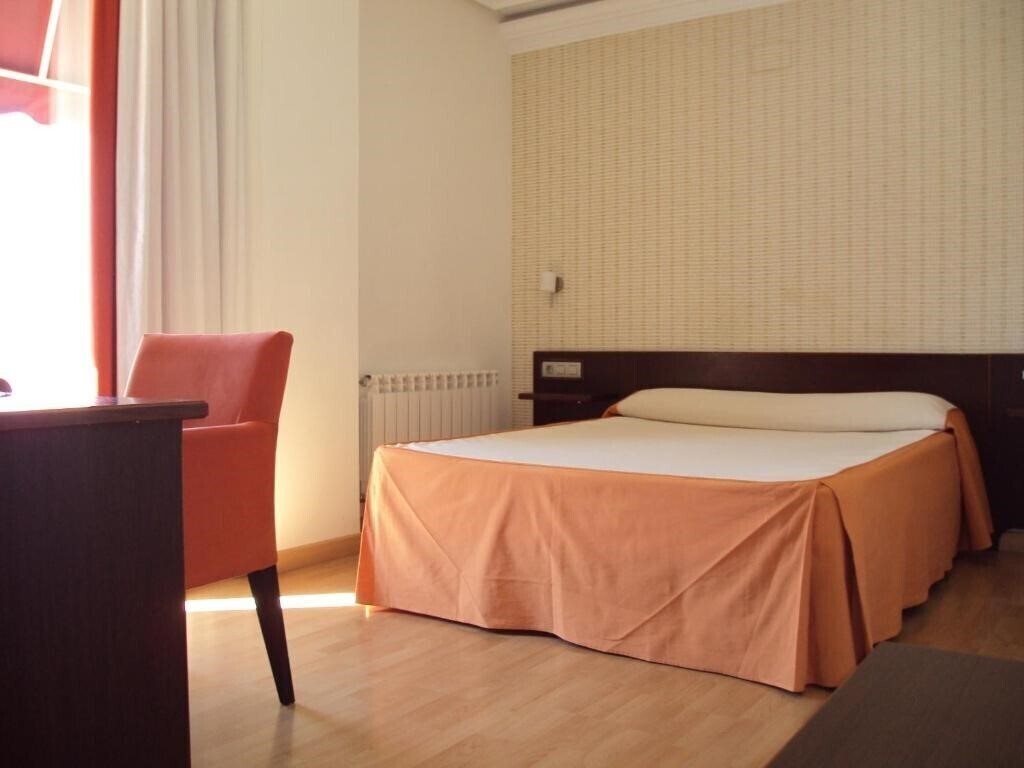 Фото Hotel Alfageme 2*