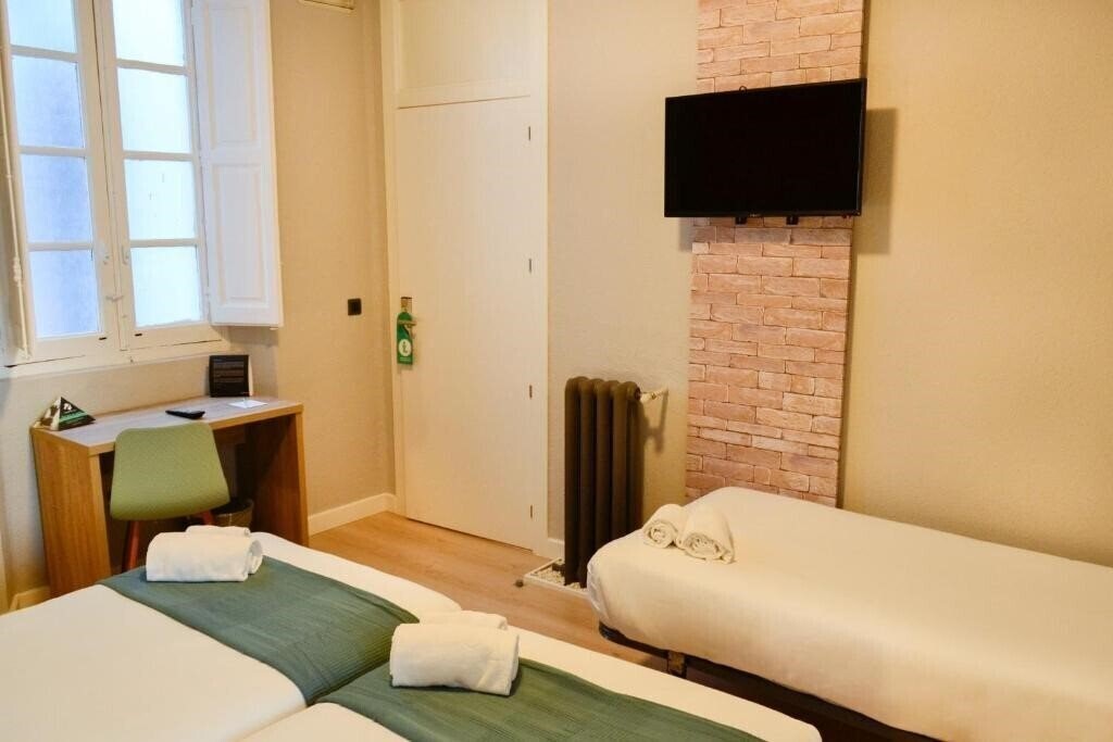 Картинка Alda Centro Leon Hostel 2*