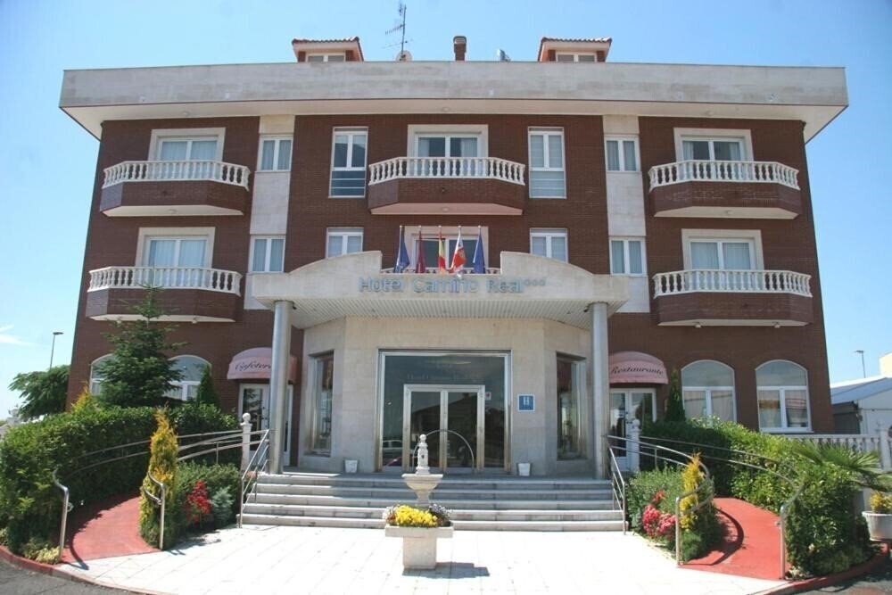 Готель Hotel Camino Real Arcahueja 3*