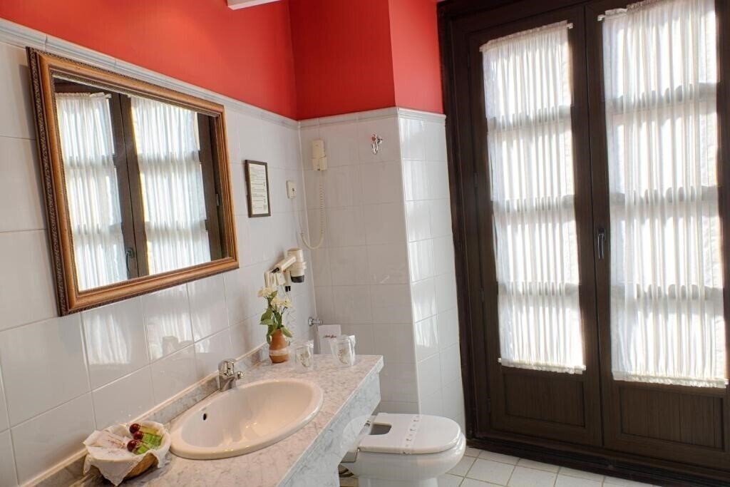 Фото Posada Regia Leon 3*