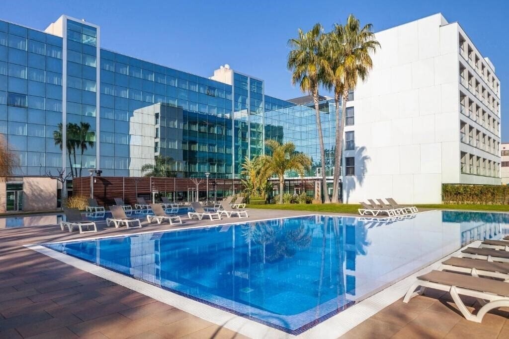 Отель Sb Bcn Events 4*