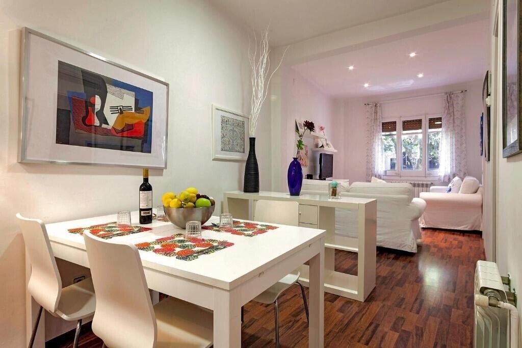 Отель Barcelona Comtal Apartments 3*