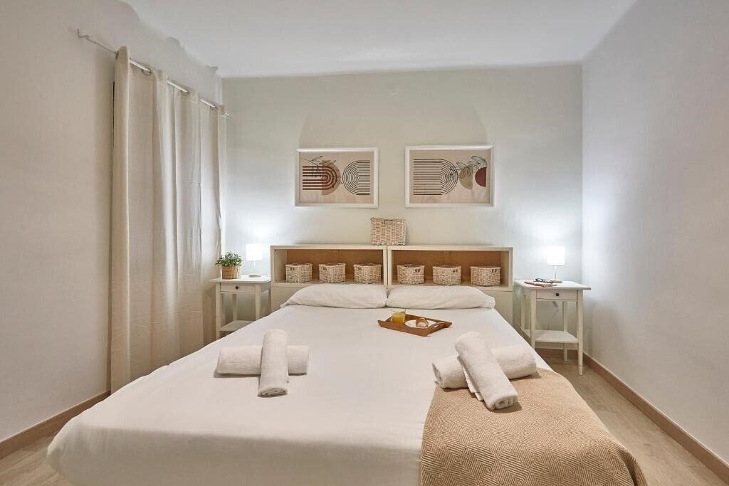 Фото Barcelona Encants Family Flat 3*