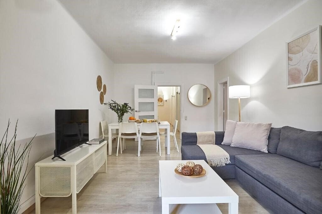 Картинка Barcelona Encants Family Flat 3*