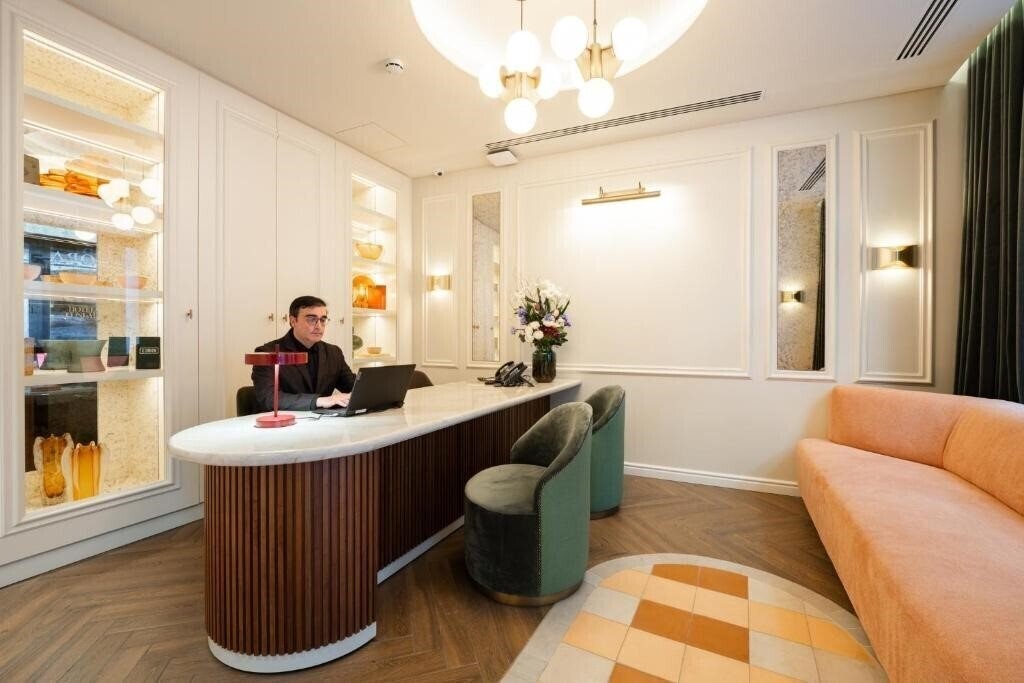 Картинка Ciudad Condal 3*
