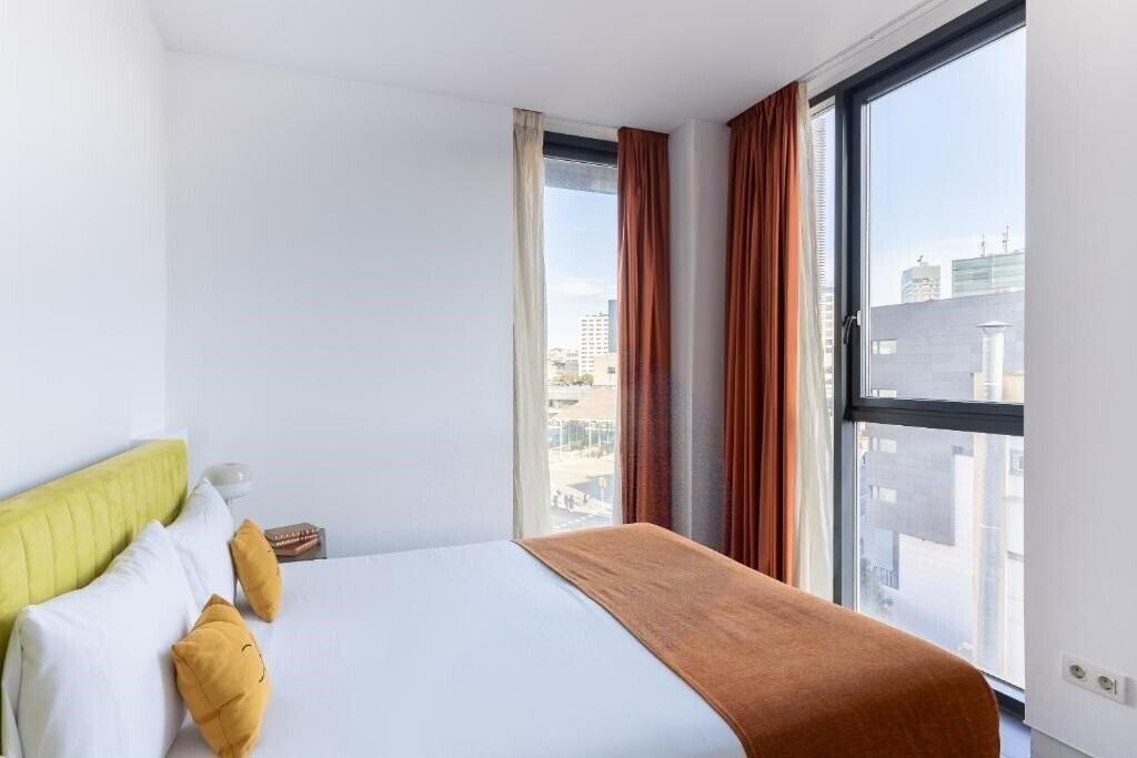 Фото Cosmo Apartments Sants 3*