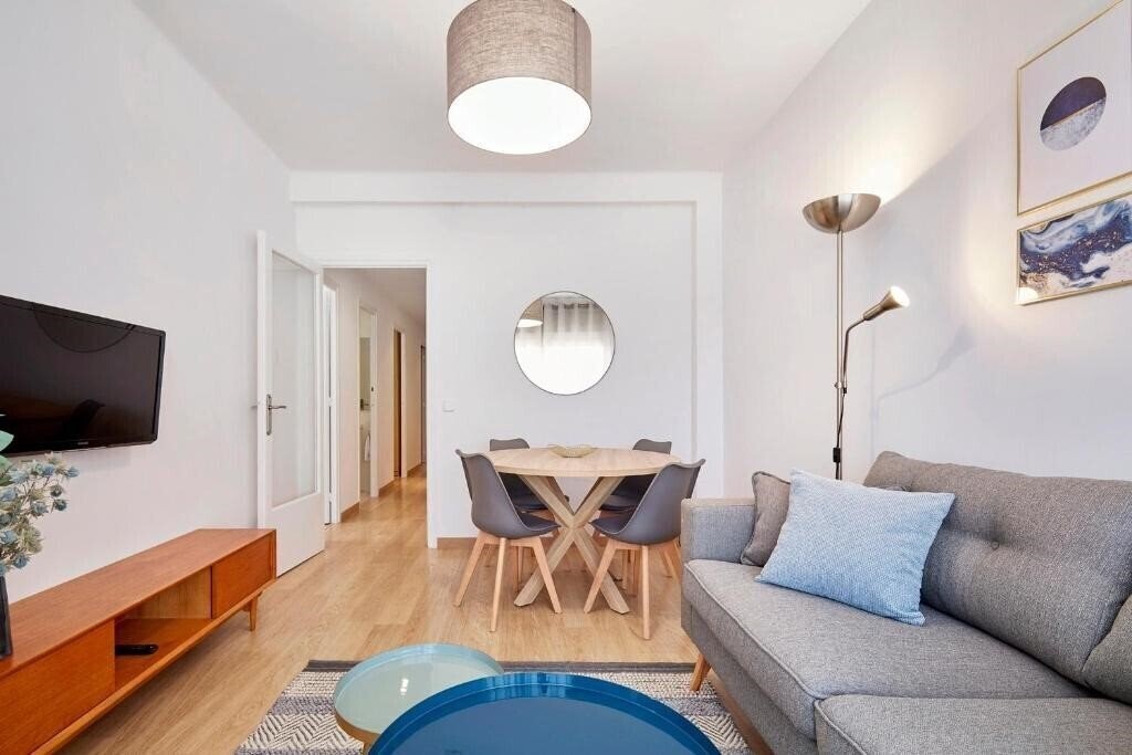 Готель Fisa Rentals Aribau Apartments 3*