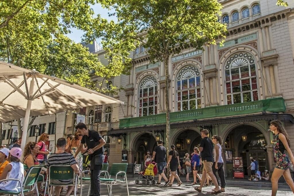 Готель Habitat Apartments Barcelona Center 3*