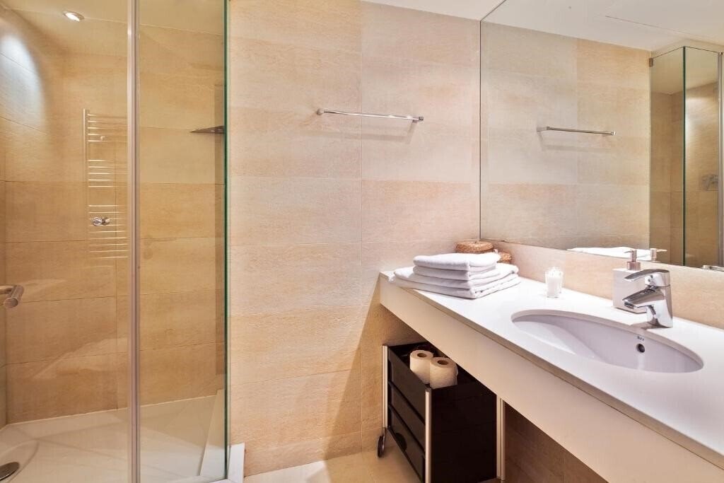 Фотографія Inside Barcelona Apartments Mercat 3*