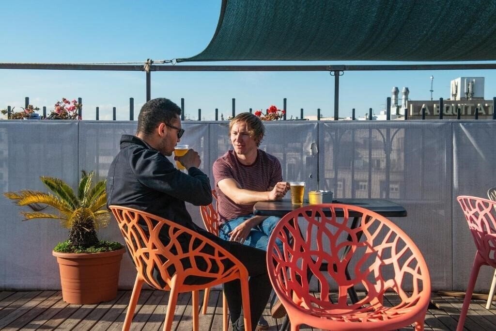 Фото Safestay Barcelona Passeig De Gracia (Adults Only) 3*