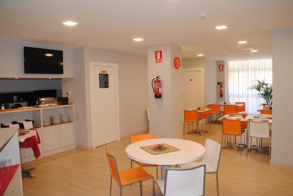 Изображение Hostal Aslyp 114 Barcelona 2*