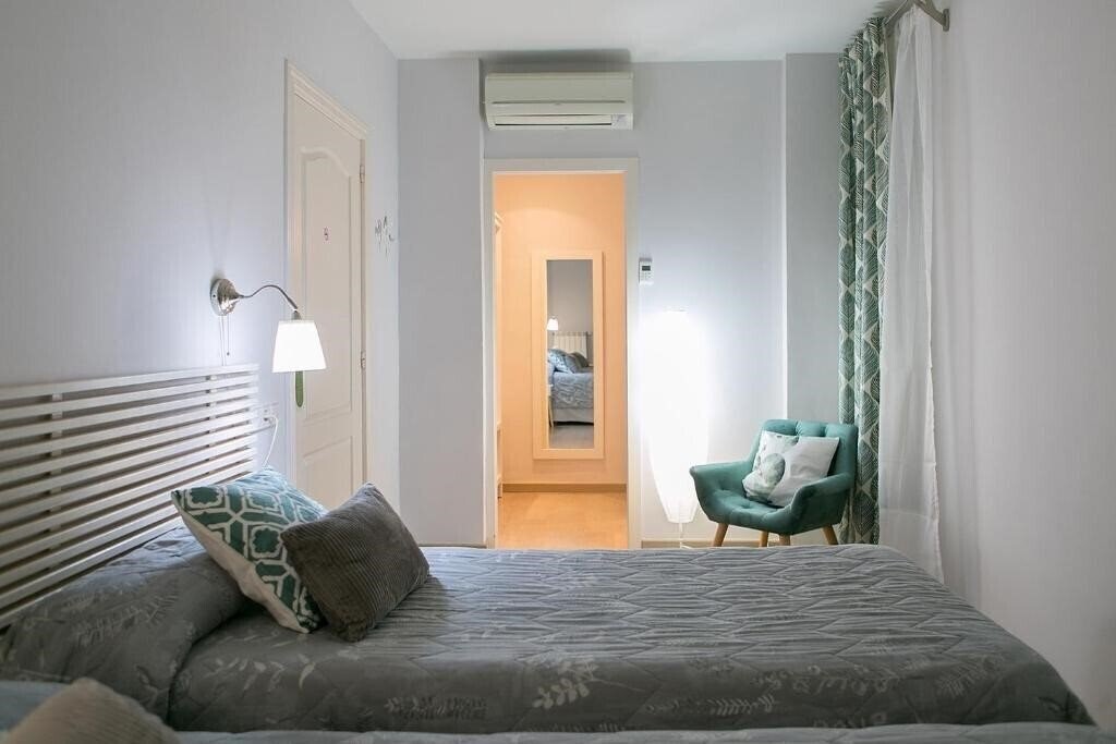 Фото Blanc Guesthouse 2*