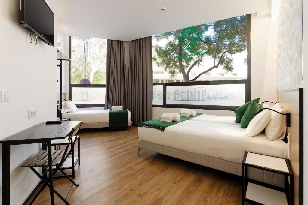 Готель Barna House Hotel 2*