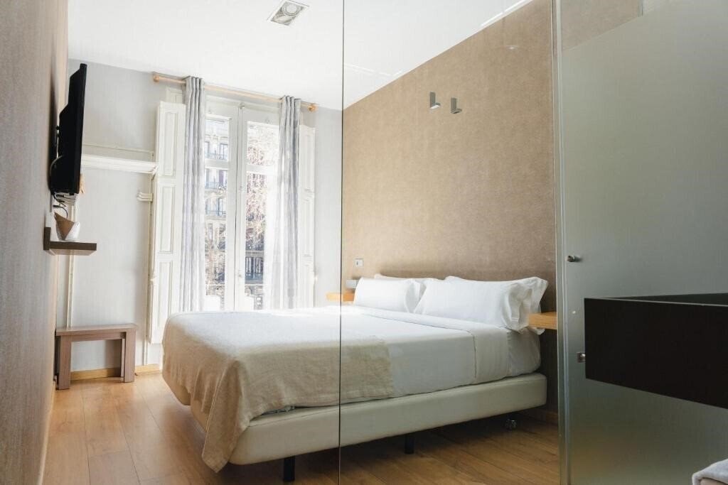 Отель Cosmopolitan Boutique Rambla 2*