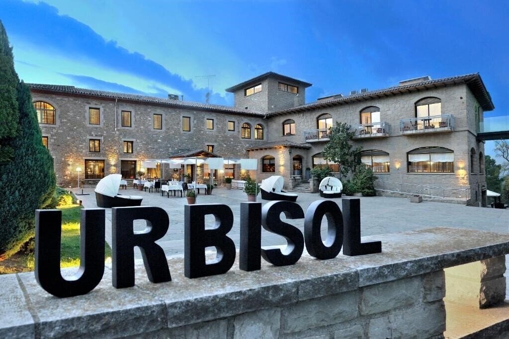 Отель Rusticae Urbisol 4*